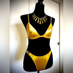 Victoria’s Secret chartreuse shinestrap panty in large & Satin bralette (medium)